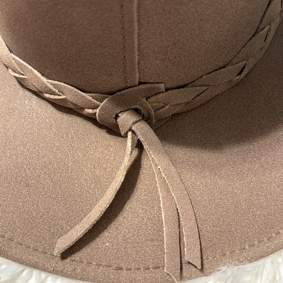 The Original Minnetonka Leather Outback Hat Small NEW - Picture 2 of 7